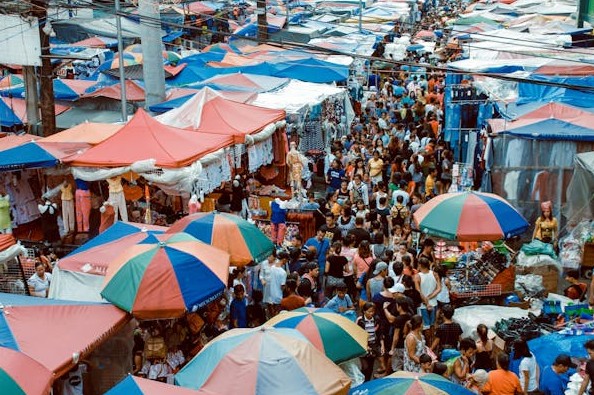 12 symbolic meanings of dreaming about the market