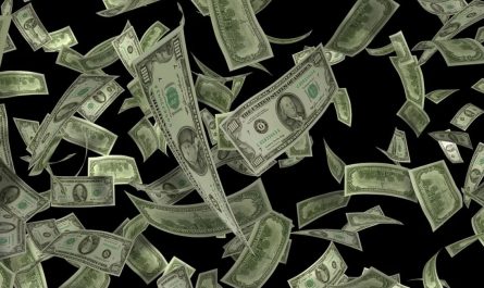 dreaming of counterfeit money