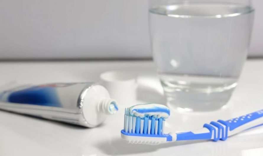 20 Symbolic Meanings of Dreaming of a Toothbrush