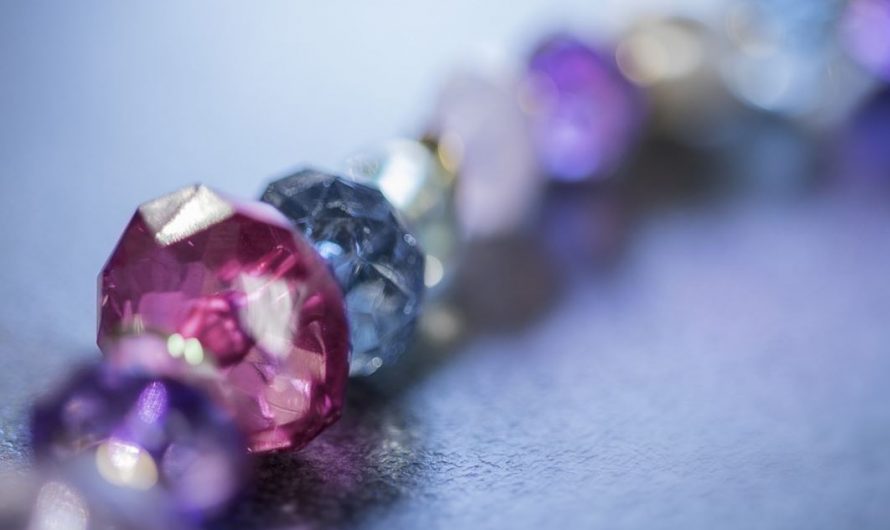 22 symbolic meanings of dreaming of crystals
