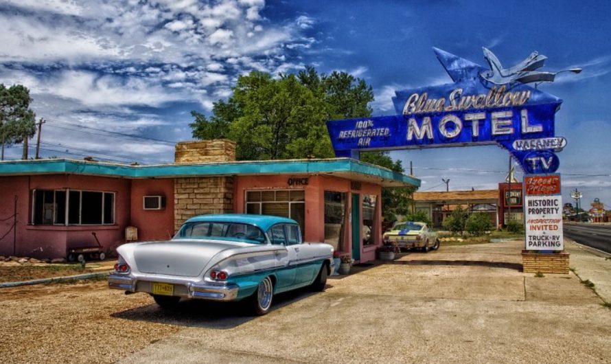 10 symbolic meanings of dreaming of a motel