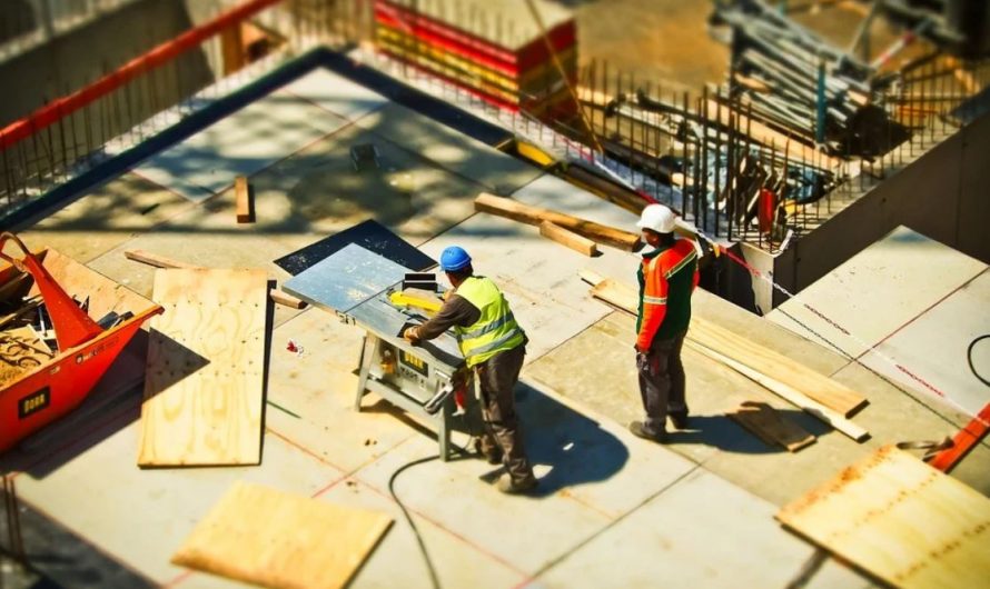 13 symbolic meanings of dreaming about building a house