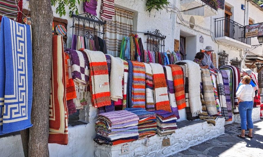 17 Spiritual Meanings of Dreaming of Blankets