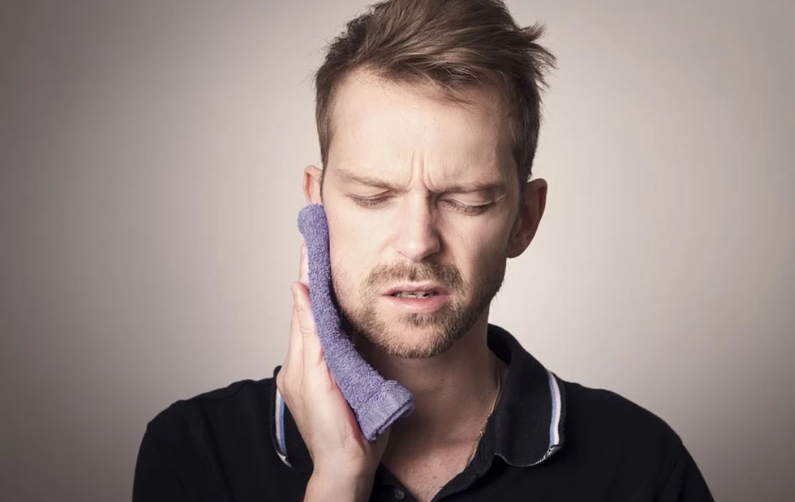 Dreaming of Tooth Loss