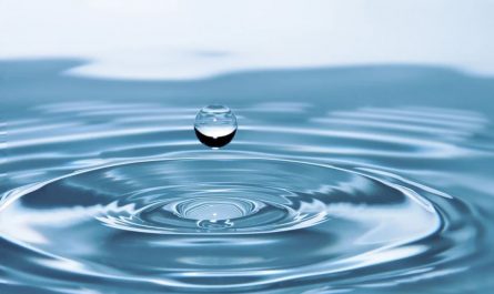 dreaming of water flowing out