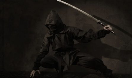 dreaming of stabbing