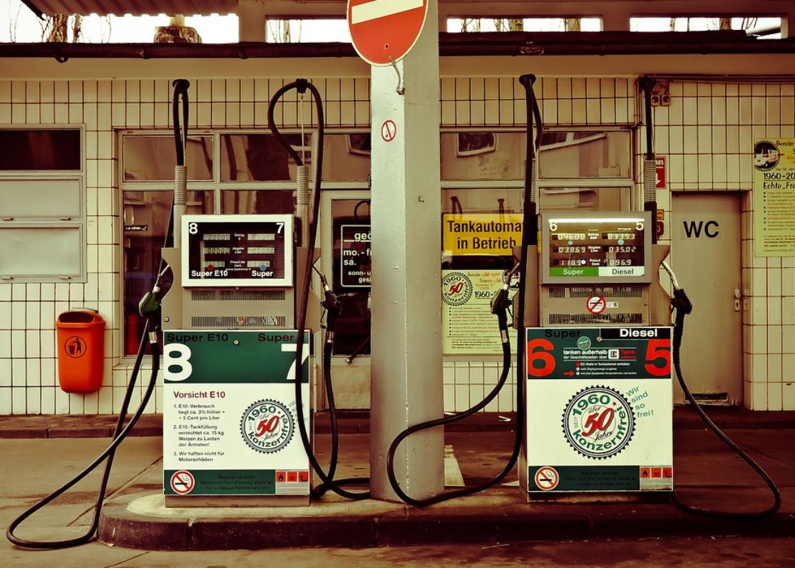 dreaming of gas stations