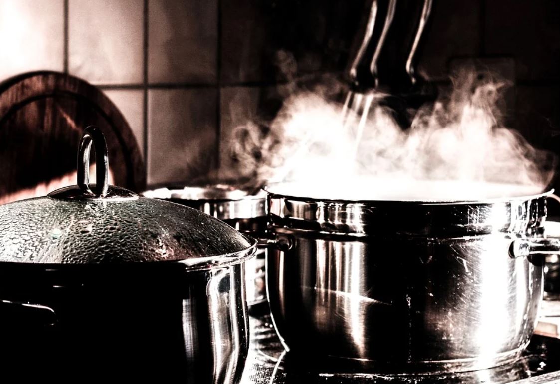 16 Spiritual Meanings of Dreaming of a Pot
