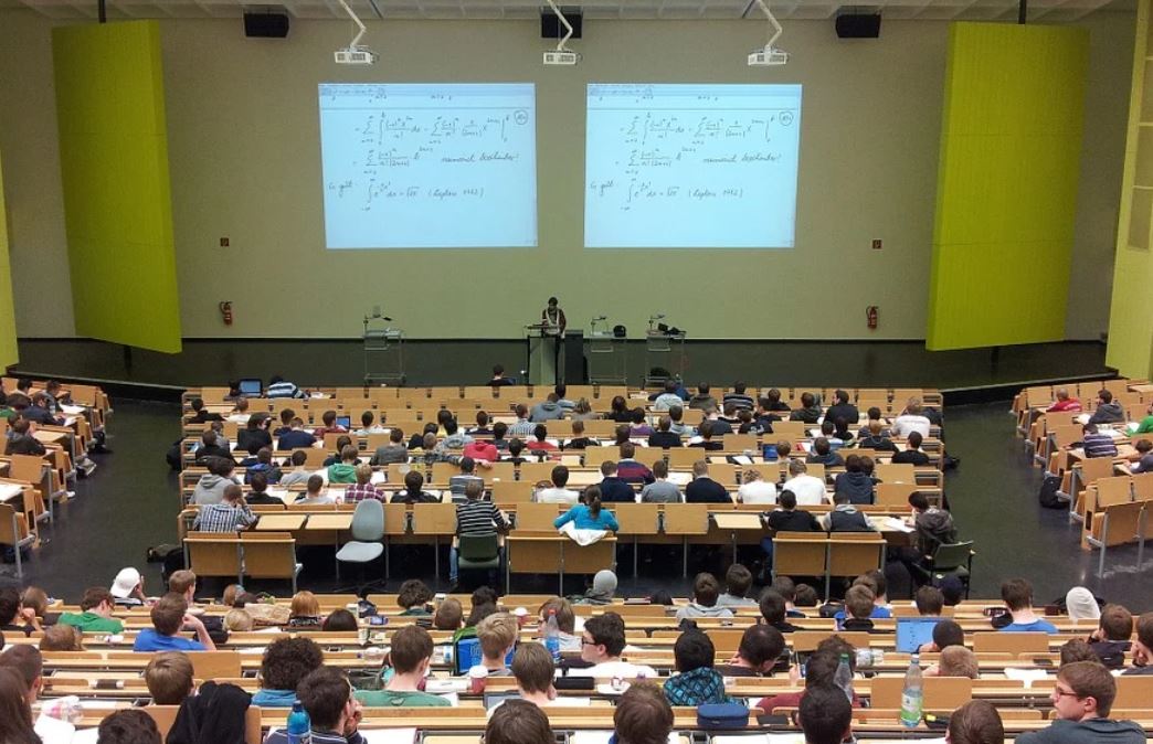 Dreaming of Lectures