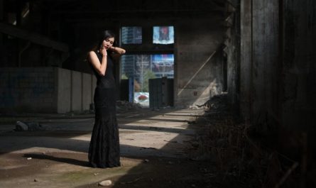 dreaming of black clothes