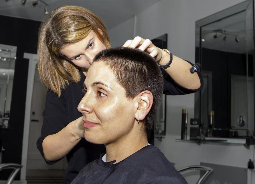 dreaming of cutting hair