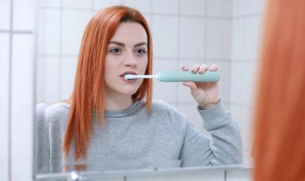 dreaming of brushing teeth