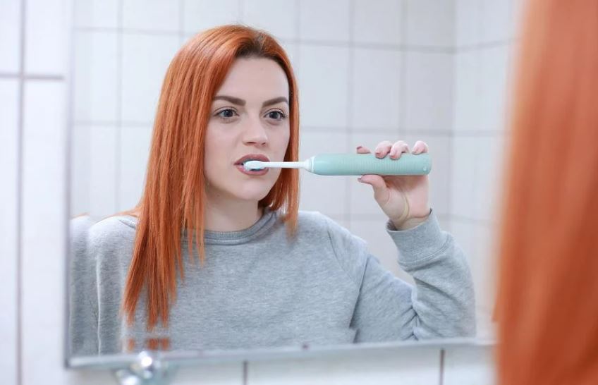 dreaming of brushing teeth