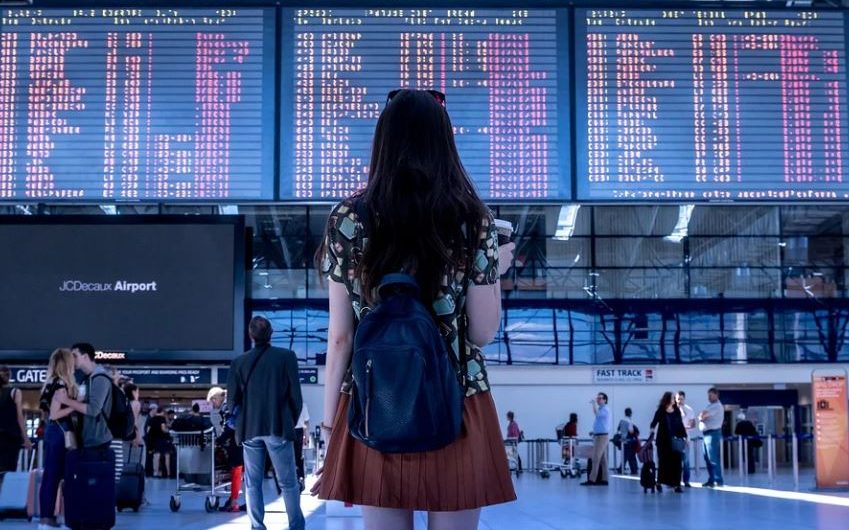 10 symbolic meanings of dreaming of airplane travel
