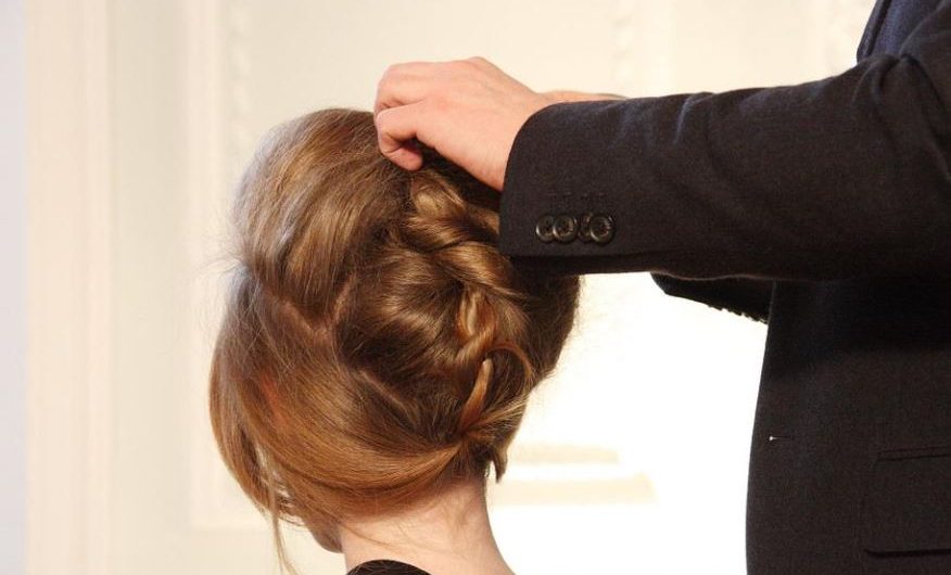 13 symbolic meanings of dreaming of dandruff