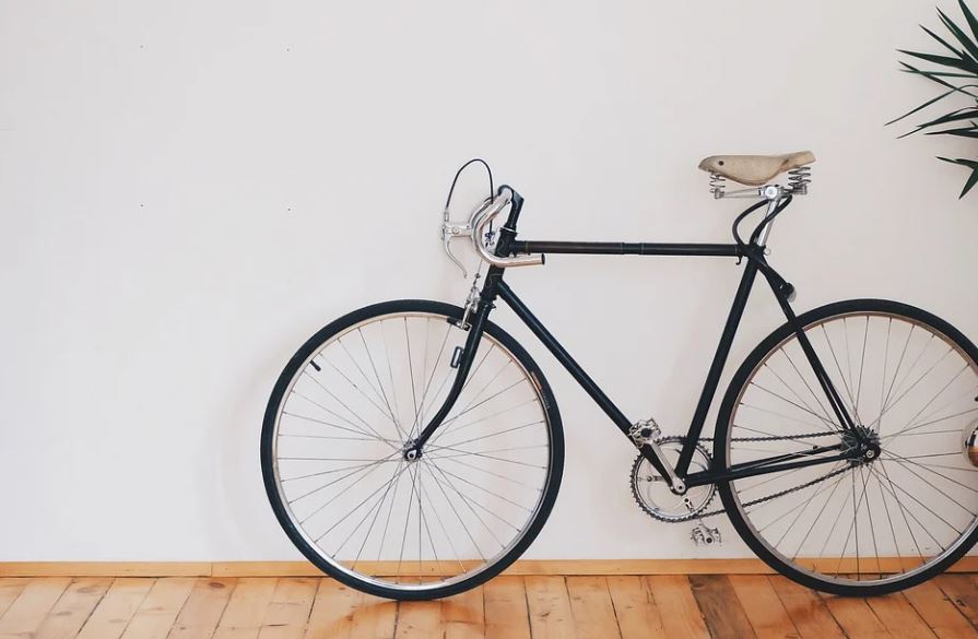 17 symbolic meanings of dreaming of a bicycle