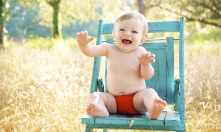 7 symbolic meanings of dreaming of a baby smiling