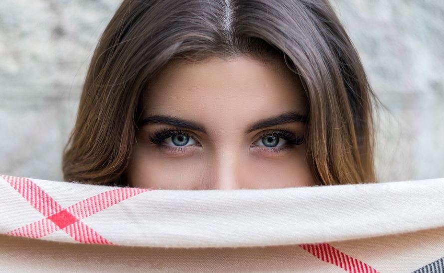 16 symbolic meanings of dreaming of eyebrows
