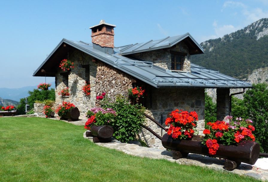 11 symbolic meanings of dreaming of a villa