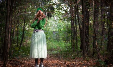 15 Symbolic Meanings of Dreaming of Skirts