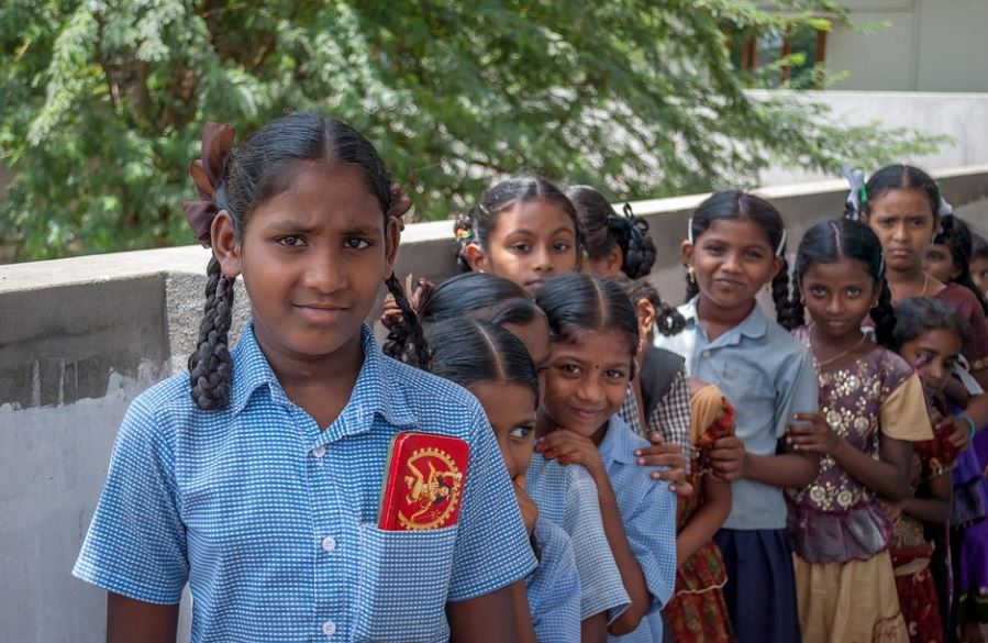 11 symbolic meanings of dreaming of an orphanage