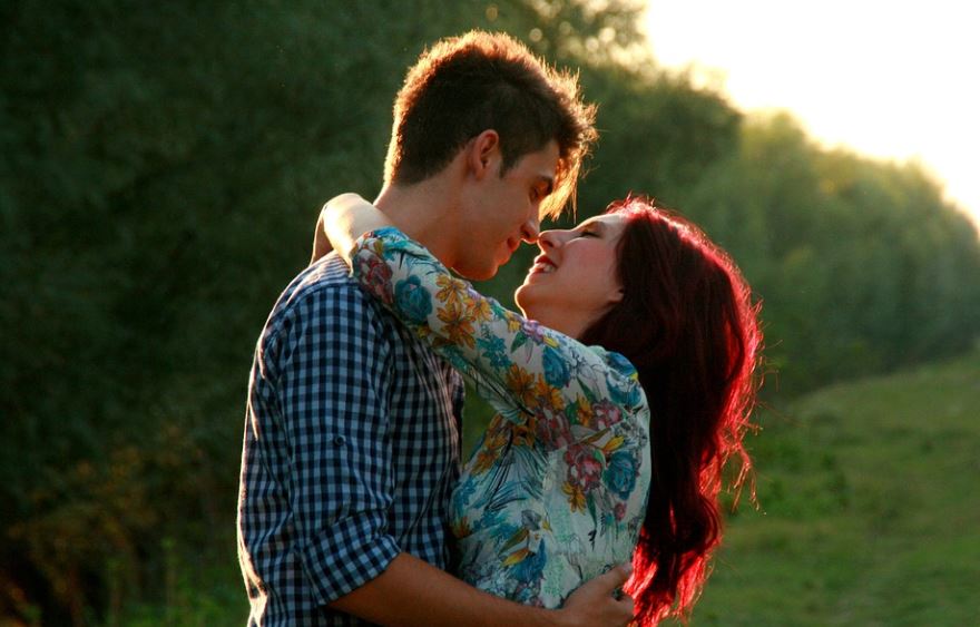 dreaming of kissing an ex partner