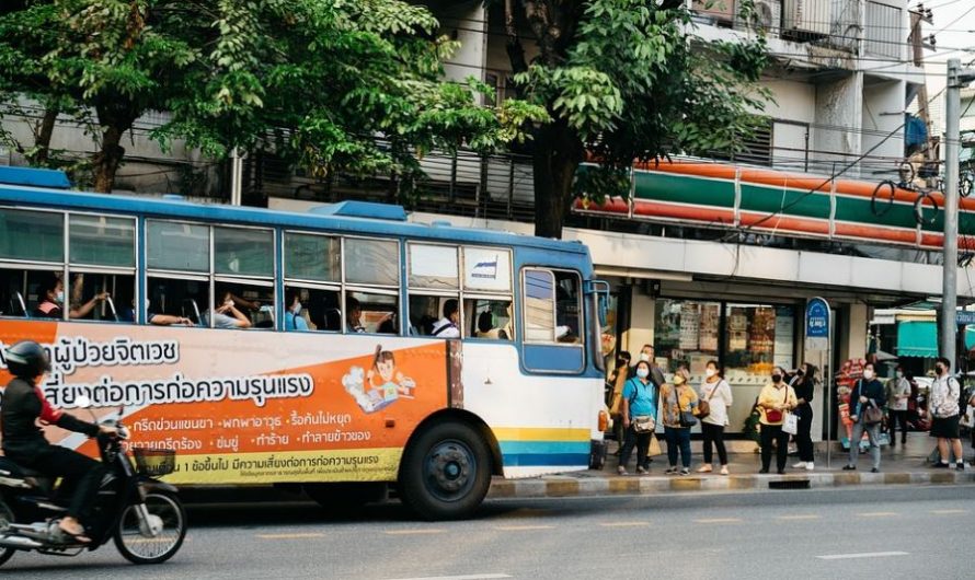 9 symbolic meanings of dreaming of bus stops