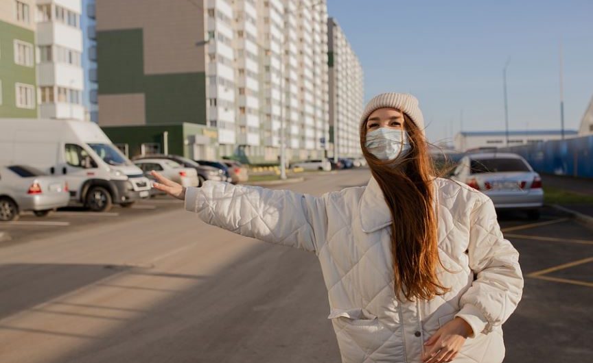 11 Symbolic Meanings of Dreaming of Masks