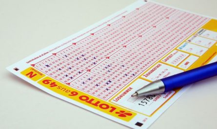 6 symbolic meanings of dreaming of receiving a winning lottery ticket