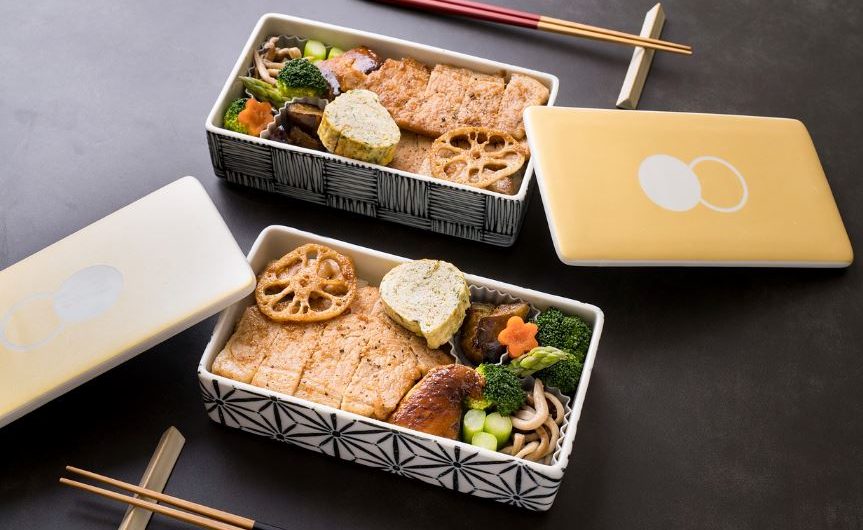 10 symbolic meanings of dreaming of lunch box
