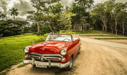 6 symbolic meanings of dreaming of buying a used car