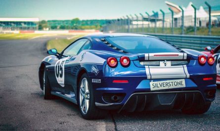 6 symbolic meanings of dreaming of selling cars