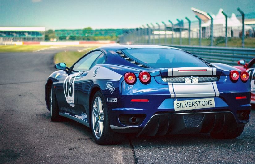 6 symbolic meanings of dreaming of selling cars