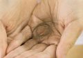 7 symbolic meanings of dreaming of plucking hair