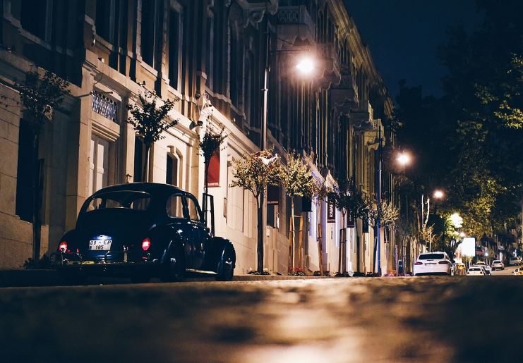 7 symbolic meanings of dreaming of a lost car