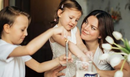 21 Symbolic Meanings of Dreaming of Mom