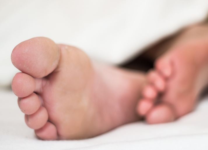 7 symbolic meanings of dreaming of big toe