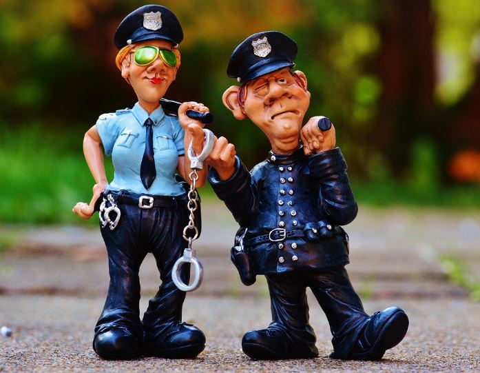 7 symbolic meanings of dreaming about suing