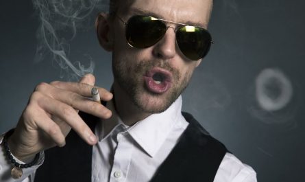 6 symbolic meanings of dreaming of cigarette smoke