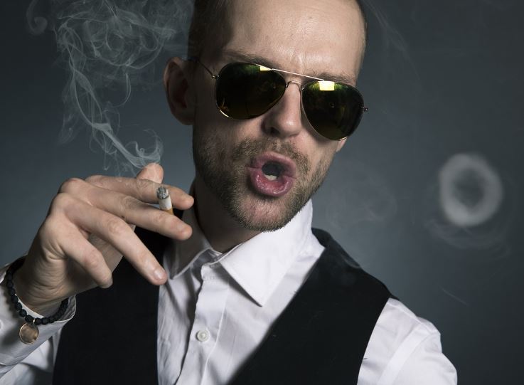 6 symbolic meanings of dreaming of cigarette smoke