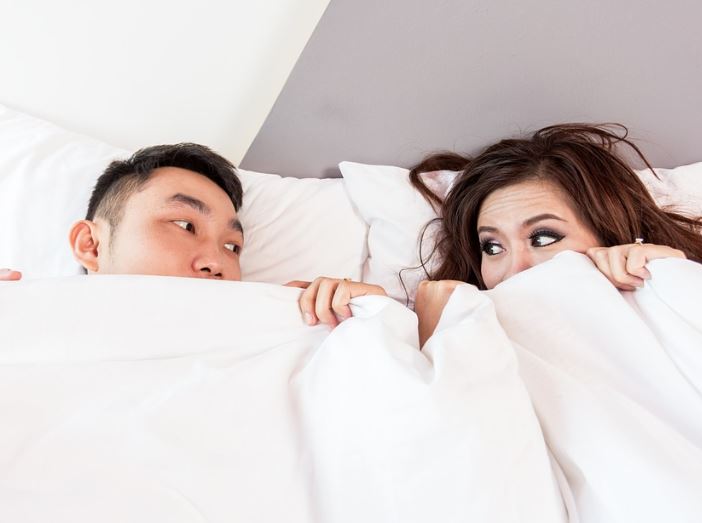 6 Symbolic Meanings of Dreaming of Husband Cheating