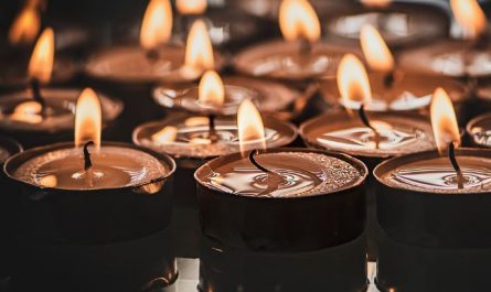 6 symbolic meanings of dreaming of God coming