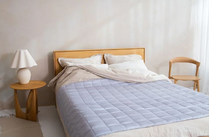 8 symbolic meanings of dreaming about quilt