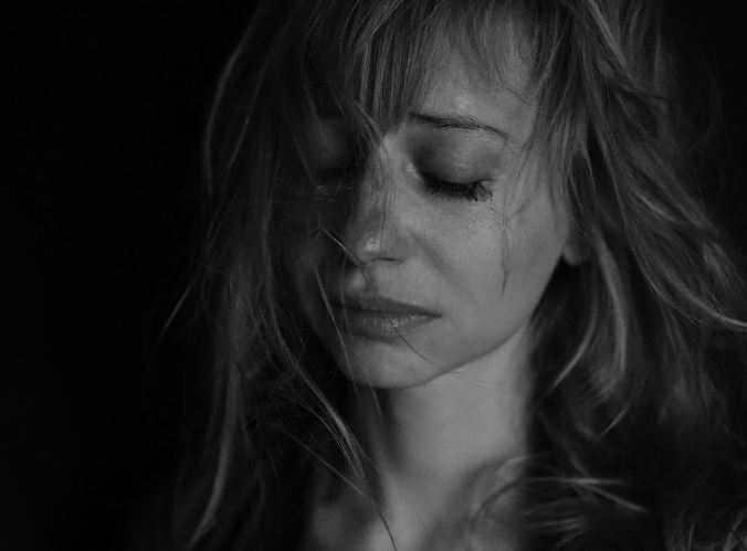 6 symbolic meanings of dreaming of a wife crying