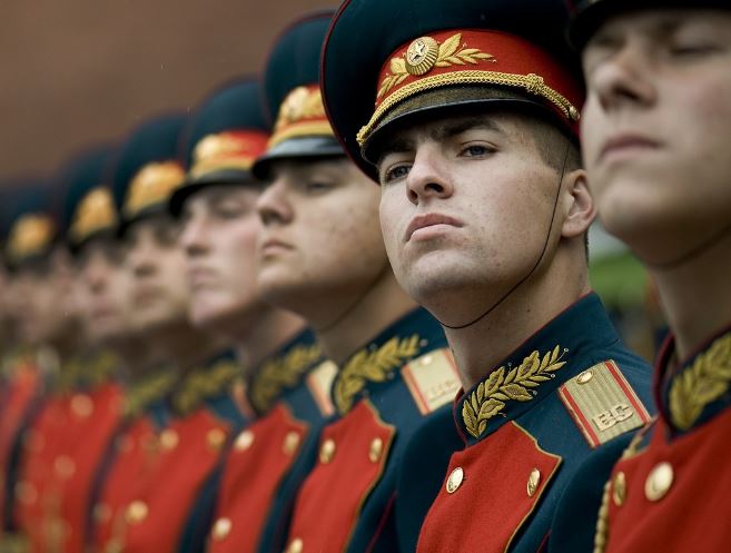 4 symbolic meanings of dreaming about being discharged from the army