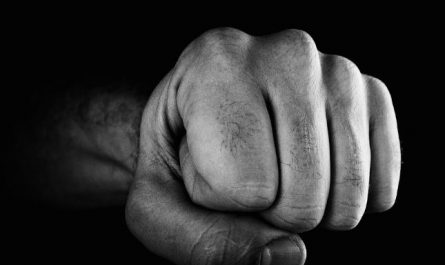 8 symbolic meanings of dreaming about fighting with a friend
