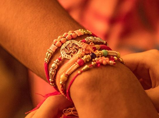 5 symbolic meanings of Dream about bracelets