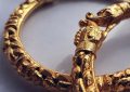 5 symbolic meanings of dreaming about Losing a gold bracelet