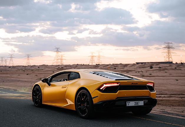 5 symbolic meanings of dreaming about Car Breaking Down