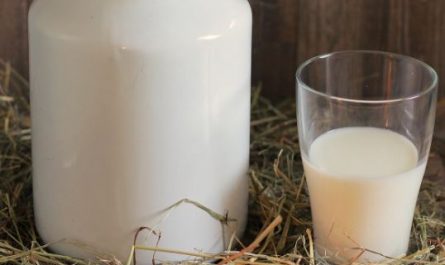 5 symbolic meanings of Dream about spilling milk